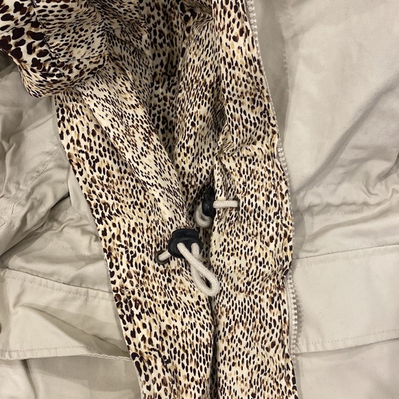 Casual Corner ANNEX reversible hooded parka - Picture 8 of 9